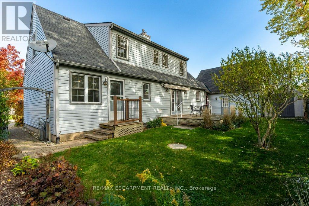 24 Lake Street, Grimsby, Ontario  L3M 2G7 - Photo 36 - X12516828