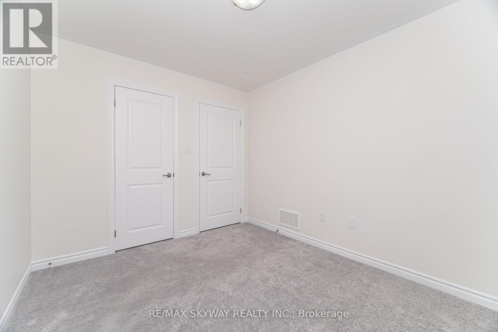 102 - 305 Garner Road W, Hamilton, Ontario  L9G 5E6 - Photo 33 - X12516842