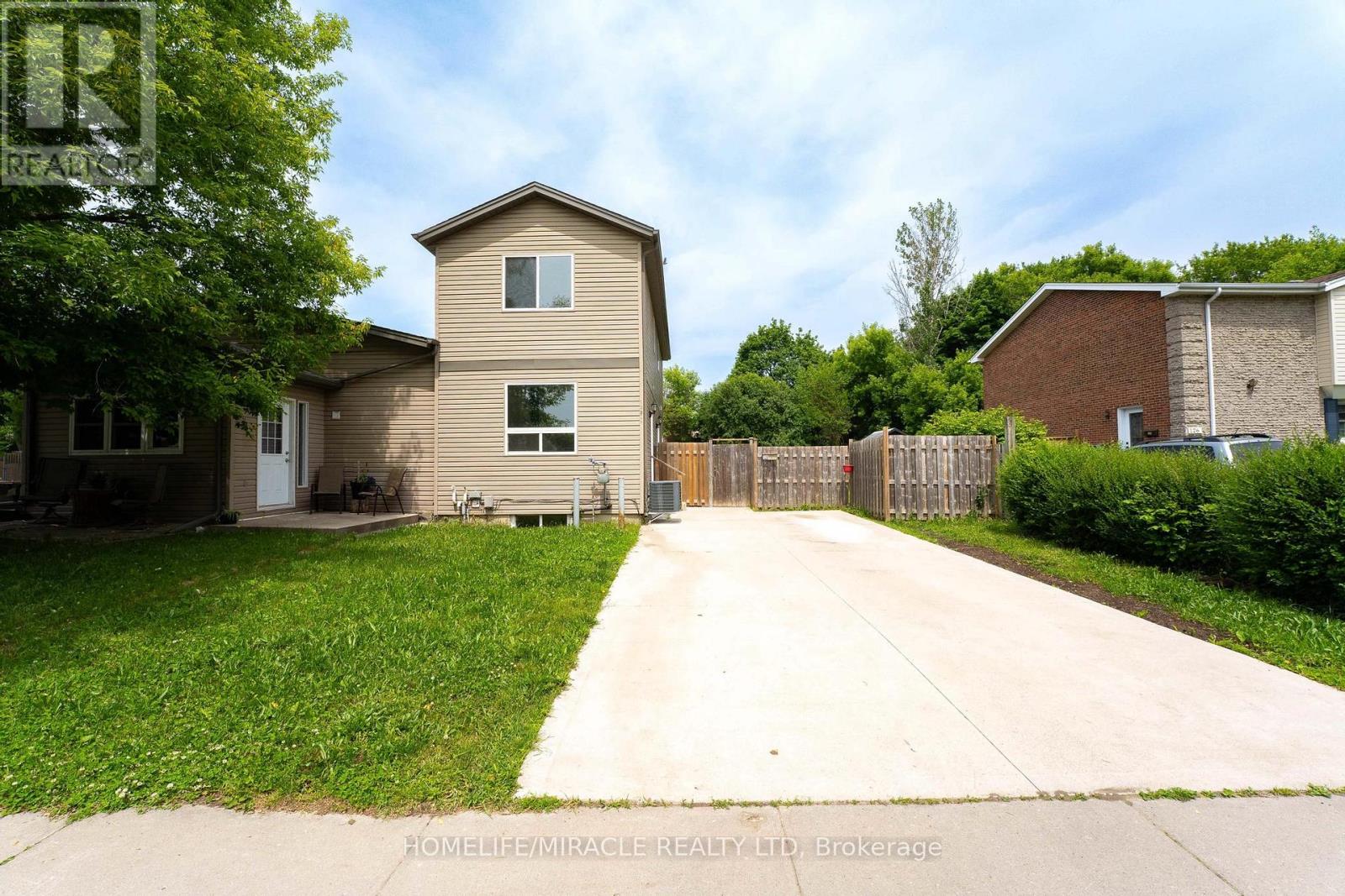120 Jansen Avenue, Kitchener, Ontario  N2A 2L7 - Photo 6 - X12516884