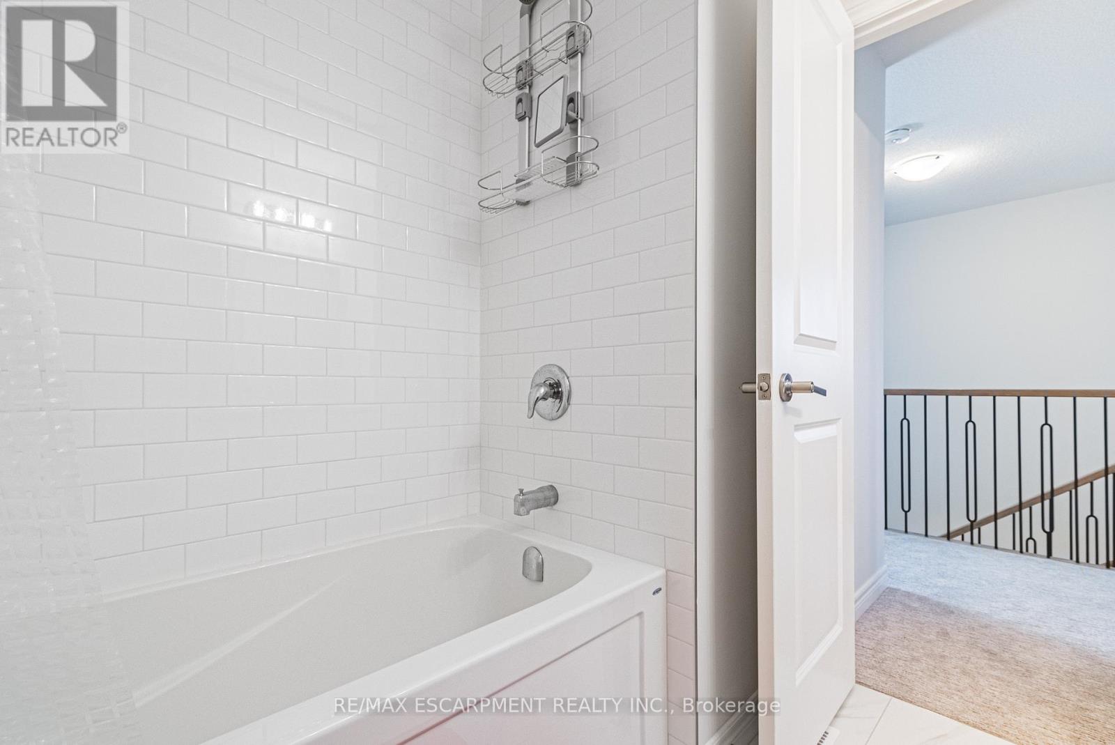 21 Zoe Lane, Hamilton, Ontario  L0R 1C0 - Photo 34 - X12516908