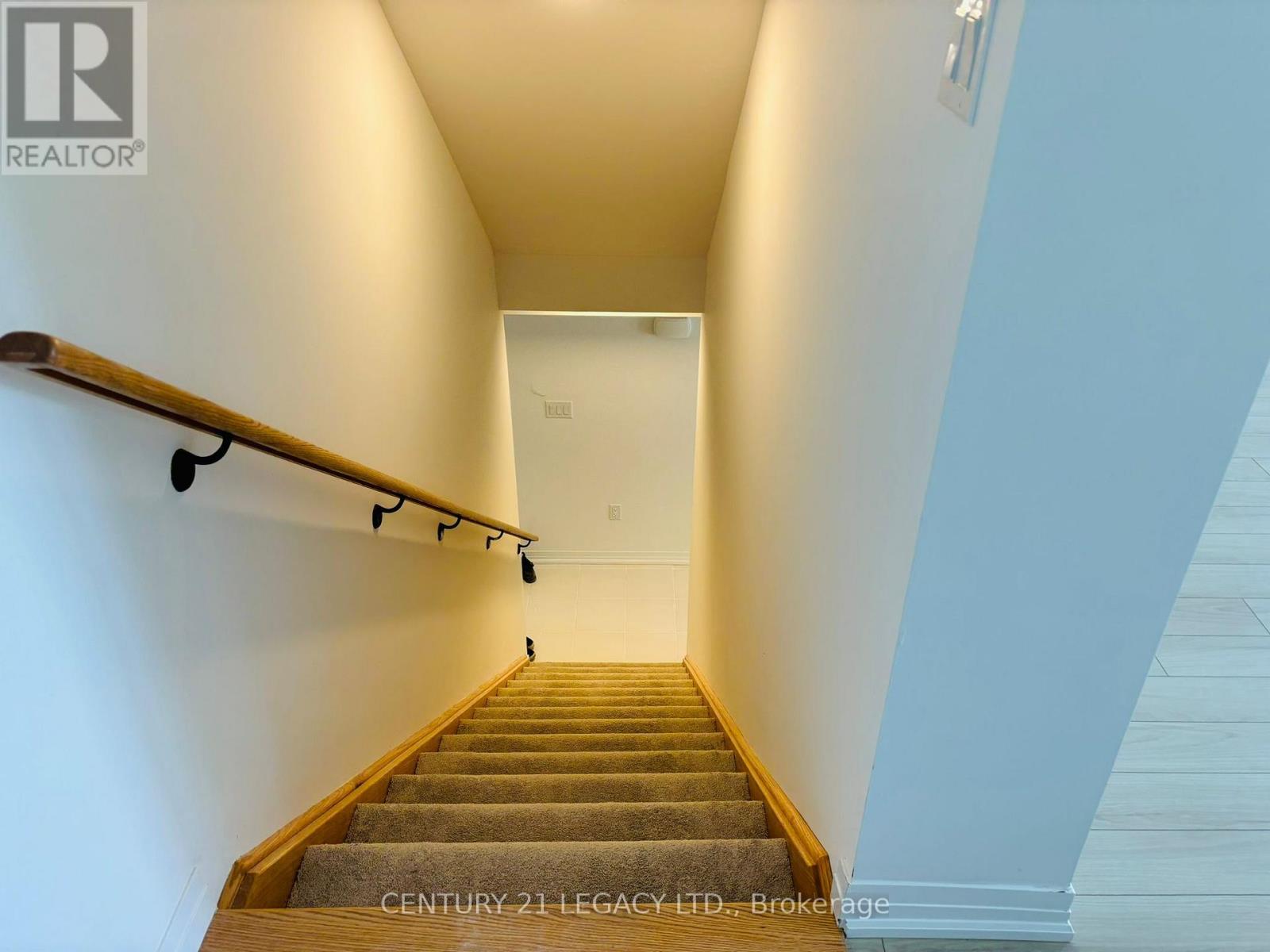 15 - 20 Sidney Rose Common Street, St. Catharines, Ontario  L2B 0B3 - Photo 3 - X12516974