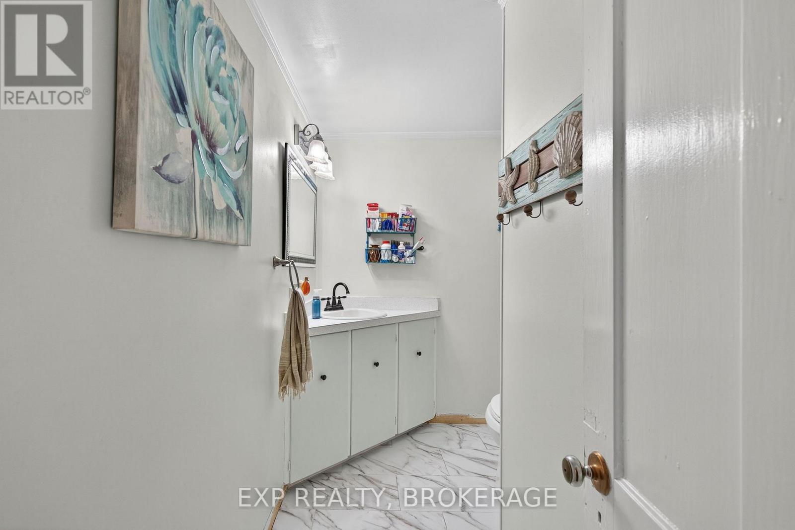 10 Miller Street, Leeds And The Thousand Islands, Ontario  K0E 1L0 - Photo 20 - X12516952