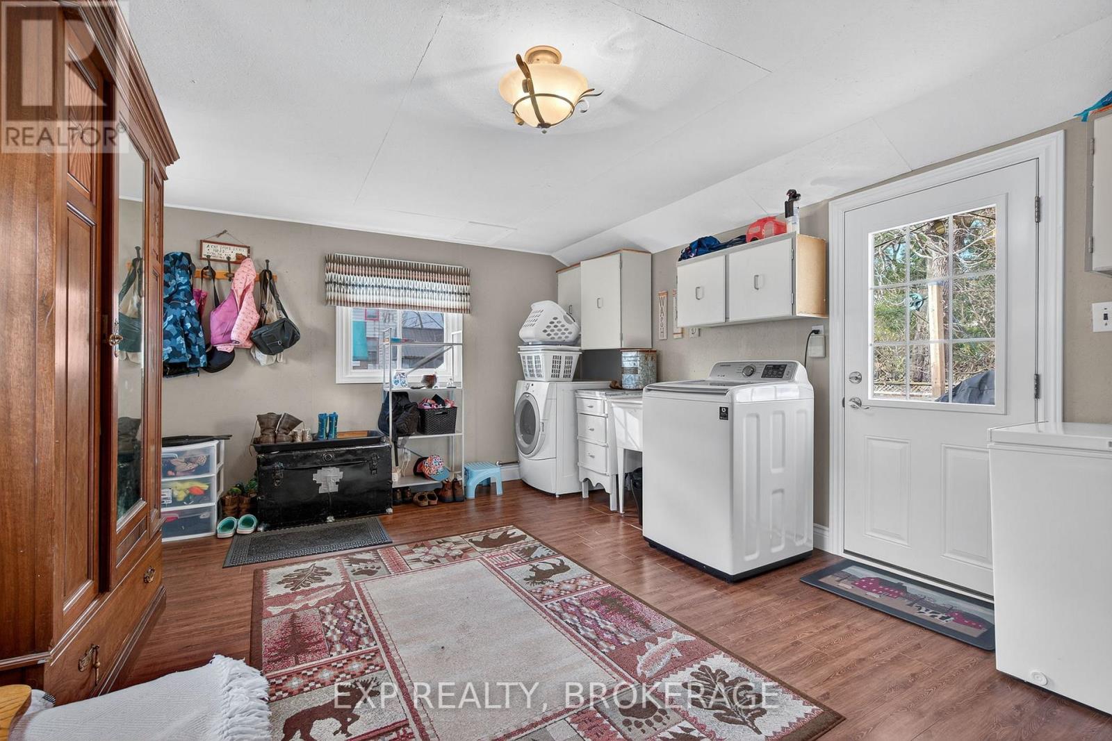 10 Miller Street, Leeds And The Thousand Islands, Ontario  K0E 1L0 - Photo 28 - X12516952