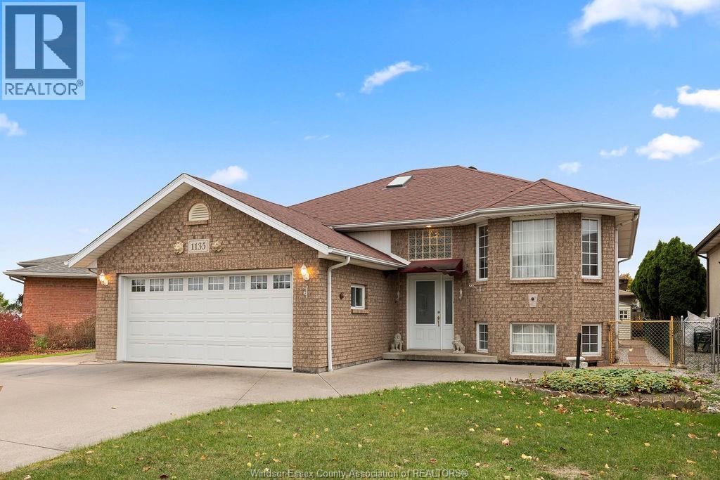 1135 Stanley Street, Windsor, Ontario N8X 5A1 - Photo 2 - 25028218