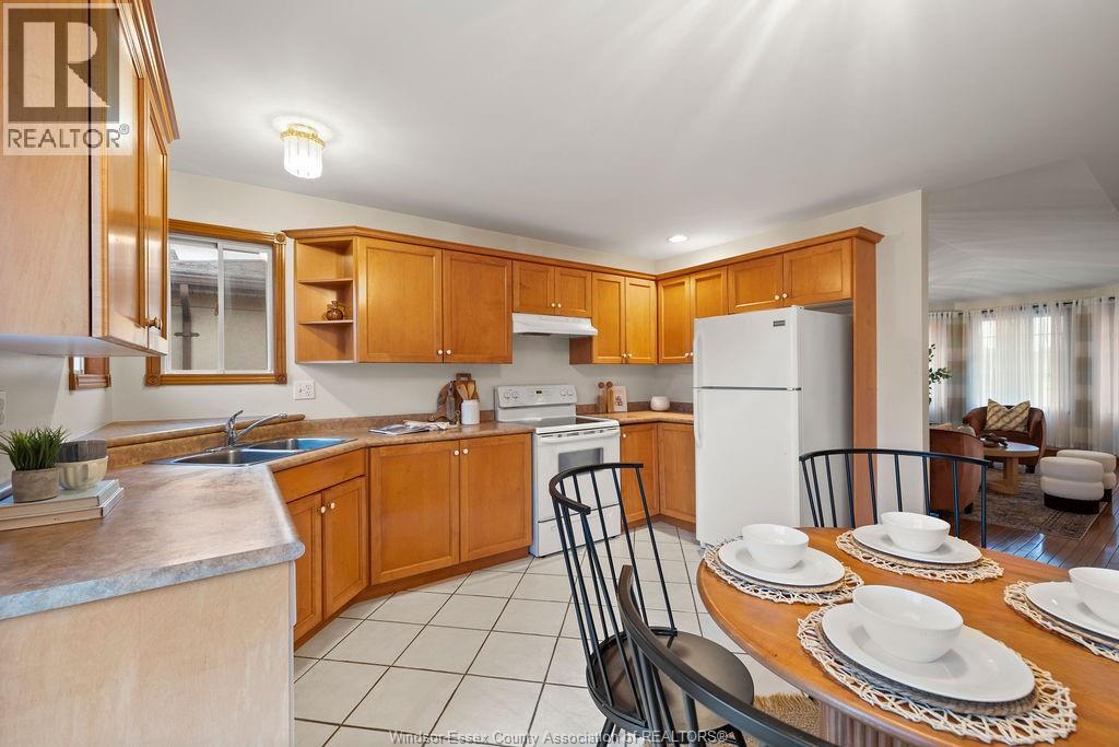 1135 Stanley Street, Windsor, Ontario N8X 5A1 - Photo 9 - 25028218