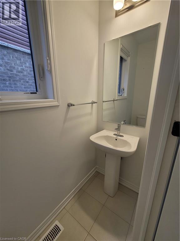 34 Routley Street, Kitchener, Ontario  N2R 0S2 - Photo 19 - 40784489