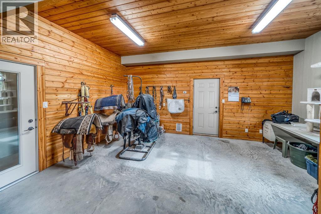 264390 Forestry Trunk Road, Rural Rocky View County, Alberta  T4C 1B7 - Photo 41 - A2235308