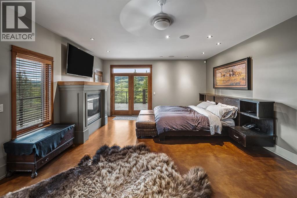 264390 Forestry Trunk Road, Rural Rocky View County, Alberta  T4C 1B7 - Photo 17 - A2235308