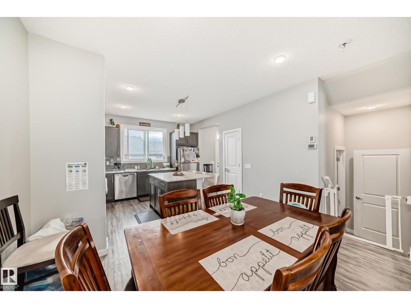 2609 Maple Wy Nw, Edmonton, Alberta  T6T 2K1 - Photo 6 - E4463119