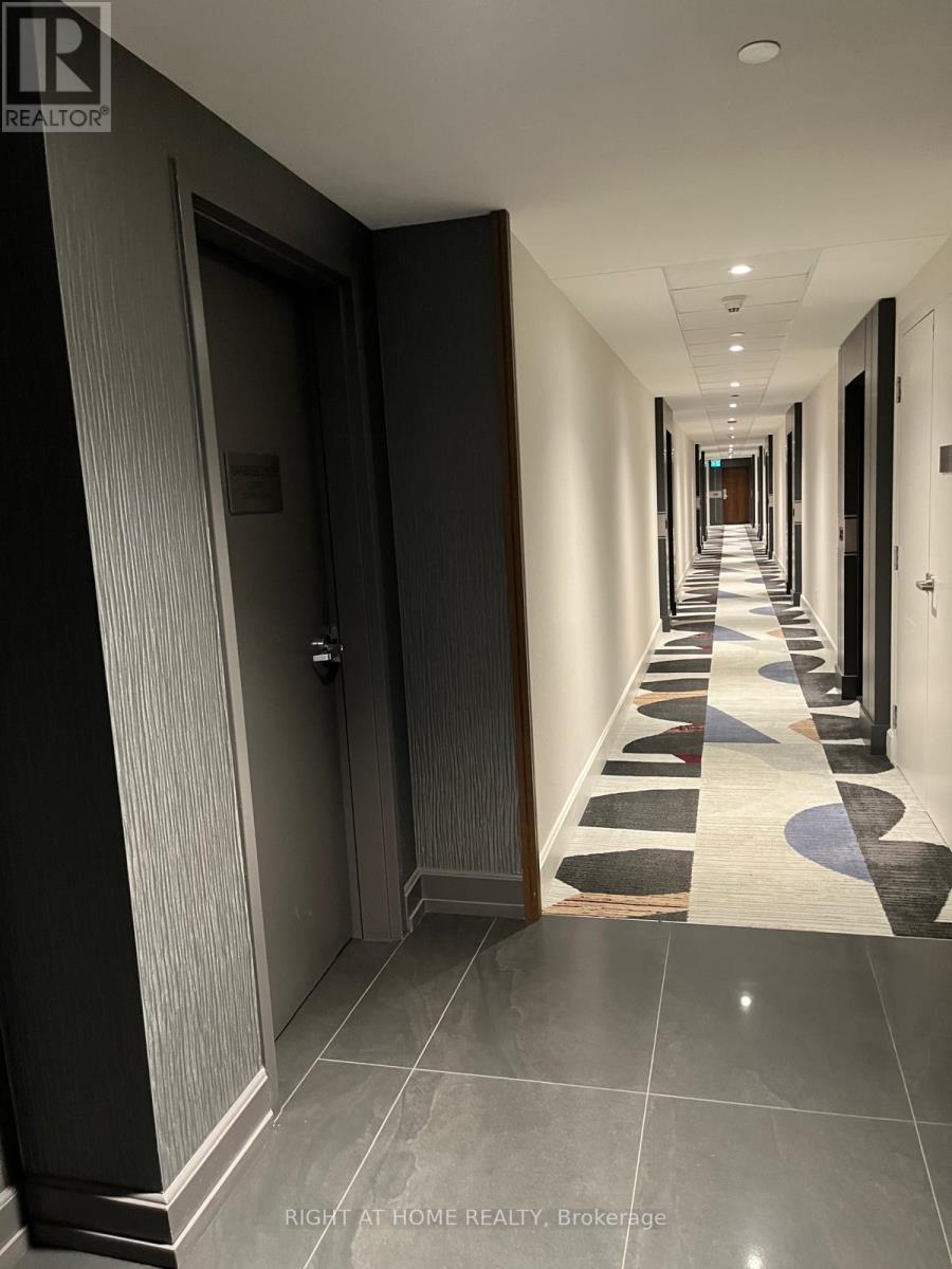 212 - 701 Sheppard Avenue W, Toronto, Ontario  M3H 0B2 - Photo 17 - C12420136