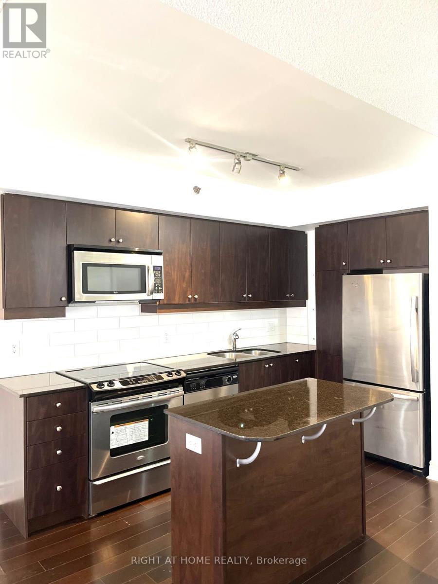 212 - 701 Sheppard Avenue W, Toronto, Ontario  M3H 0B2 - Photo 4 - C12420136