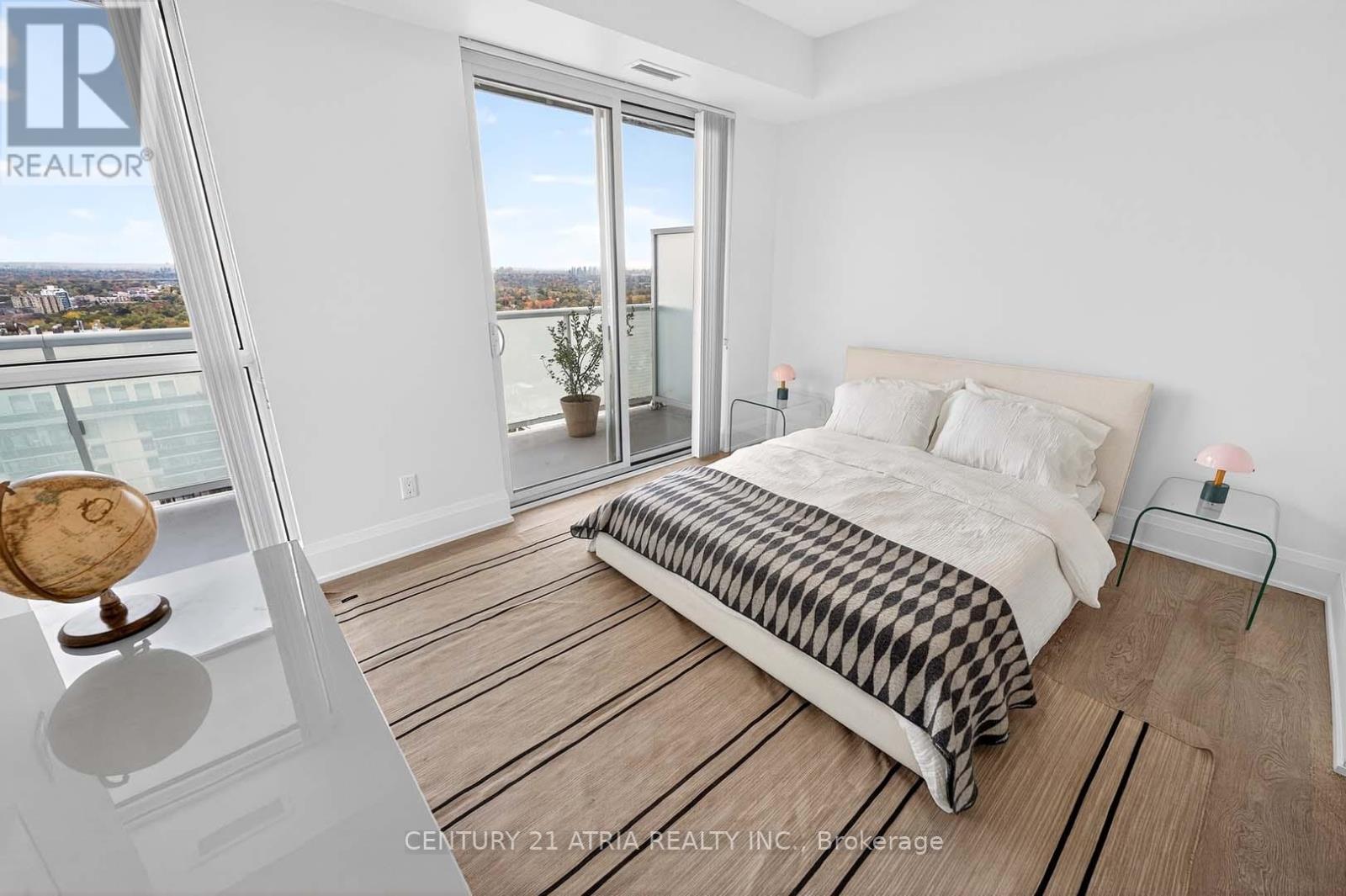 2915 - 101 ERSKINE AVENUE, Toronto, Ontario