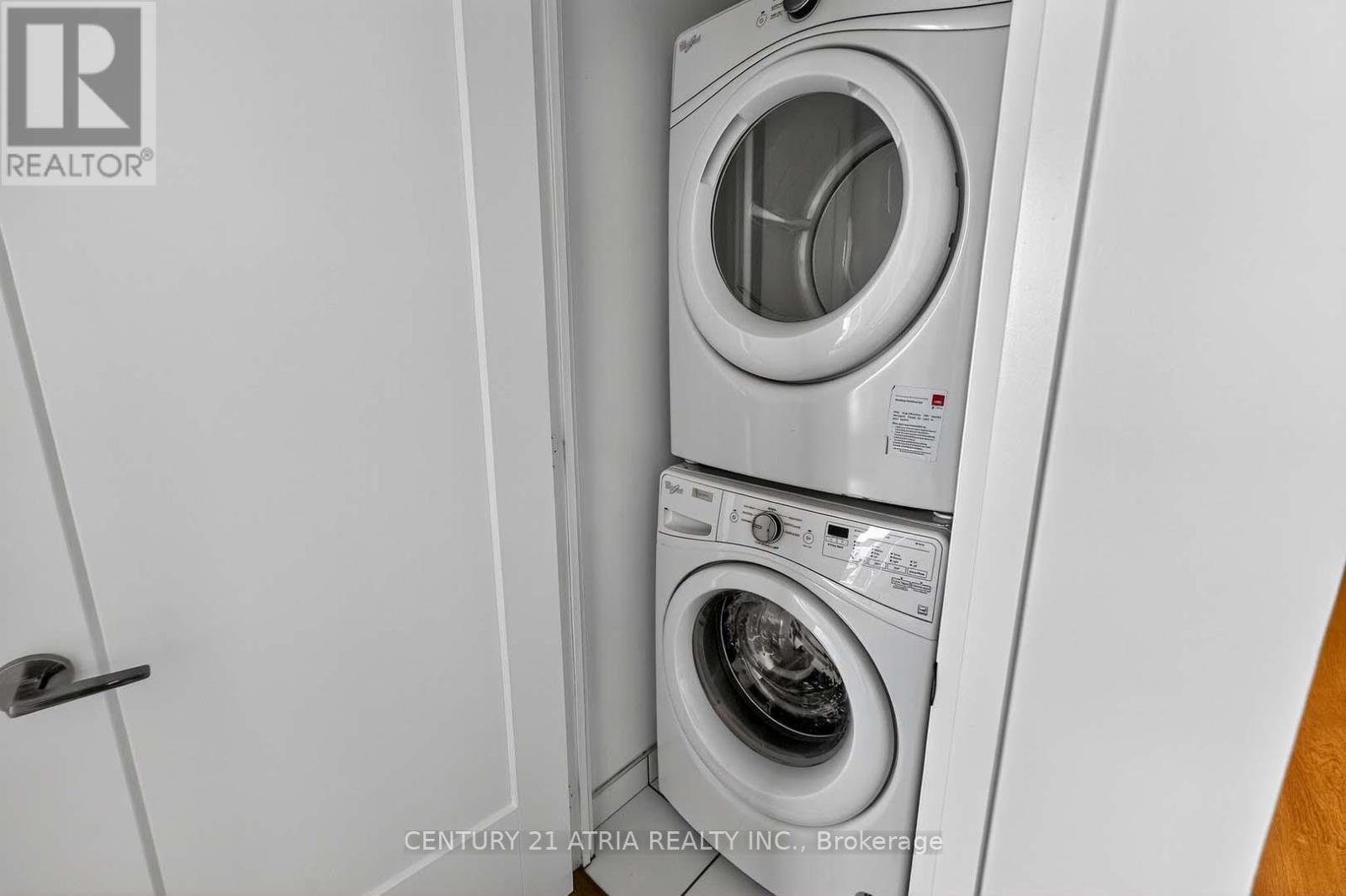 2915 - 101 Erskine Avenue, Toronto (Mount Pleasant West), Ontario  M4P 0C5 - Photo 24 - C12515320