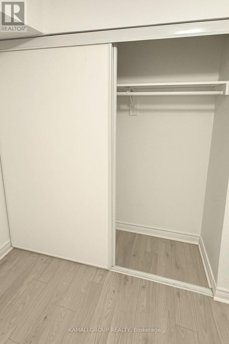 Bsmt - 629 Gibb Street, Oshawa, Ontario L1J 1Z6 - Photo 4 - E12509312