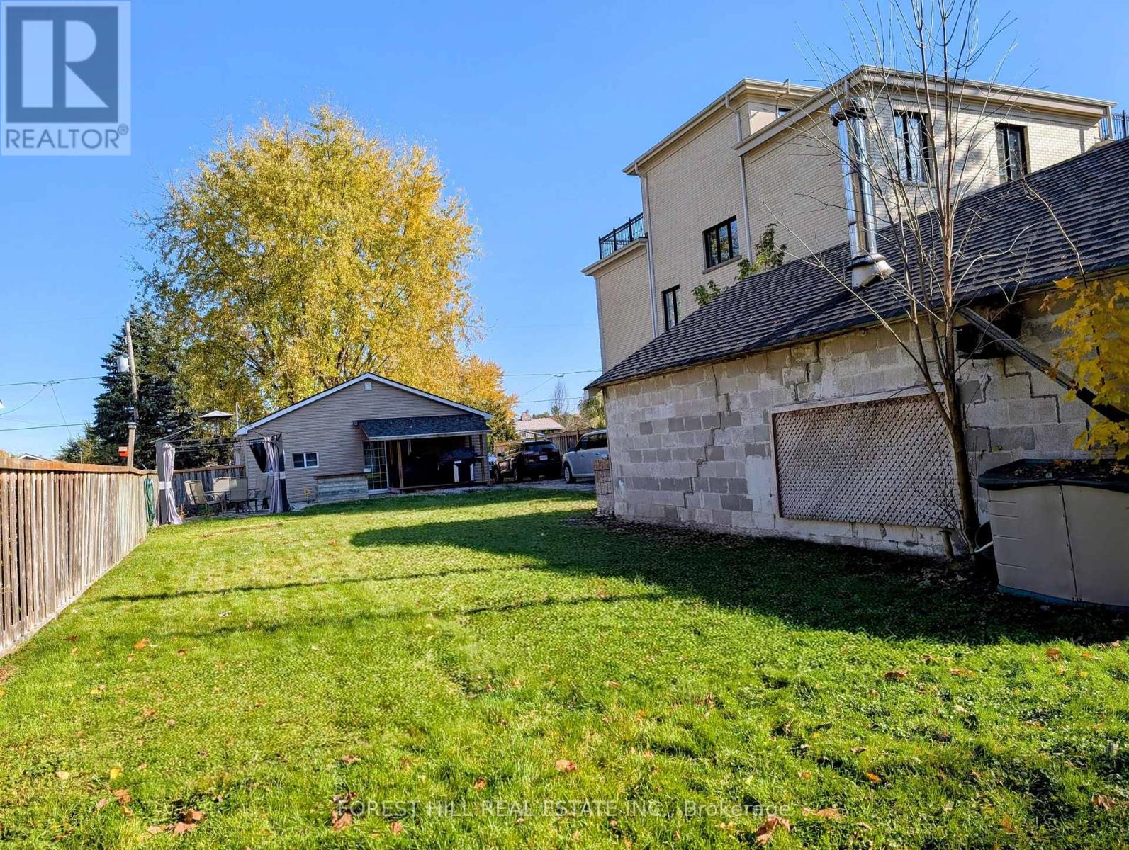 26 River Drive, East Gwillimbury, Ontario  L9N 1A6 - Photo 15 - N12496130