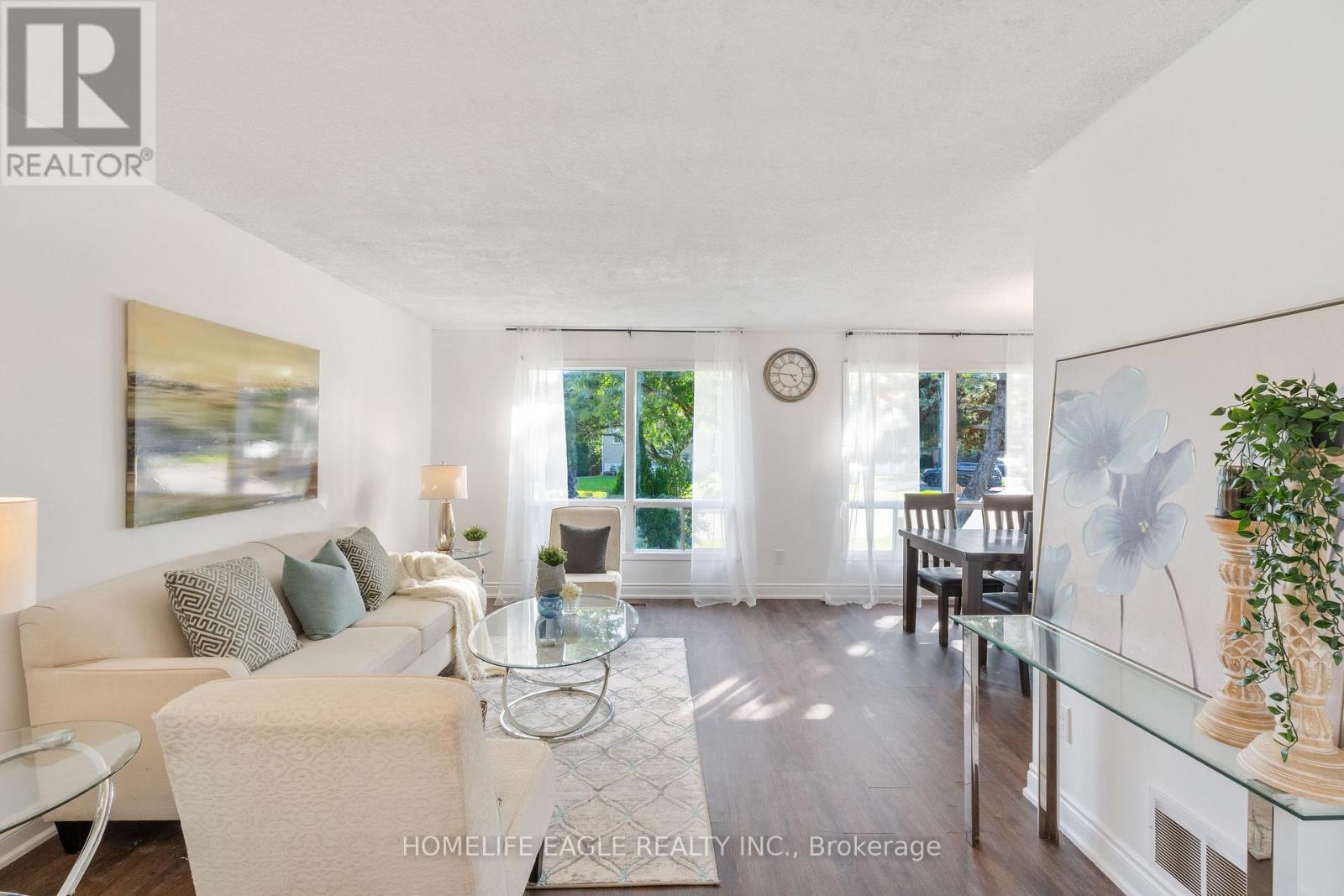 23 Maurino Court, Bradford West Gwillimbury (Bradford), Ontario  L3Z 1S6 - Photo 5 - N12516716