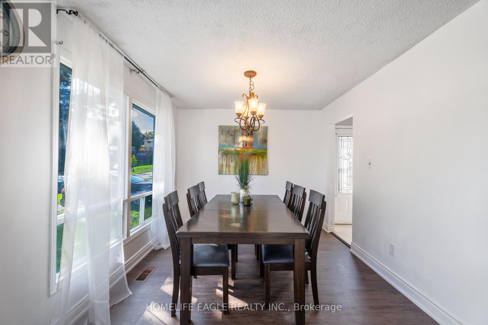 23 Maurino Court, Bradford West Gwillimbury (Bradford), Ontario  L3Z 1S6 - Photo 6 - N12516716