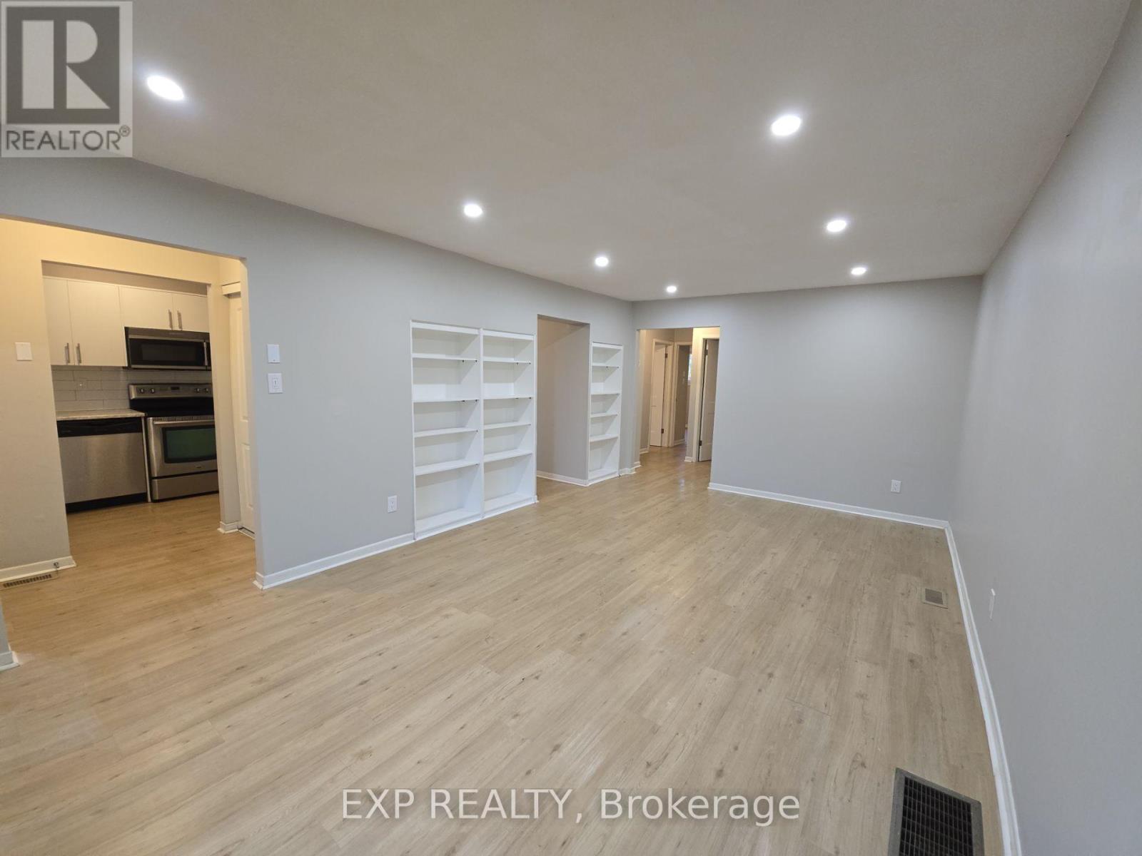 Main Level - 89 Wellington Street E, Brampton, Ontario  L6W 1Y6 - Photo 3 - W12486593