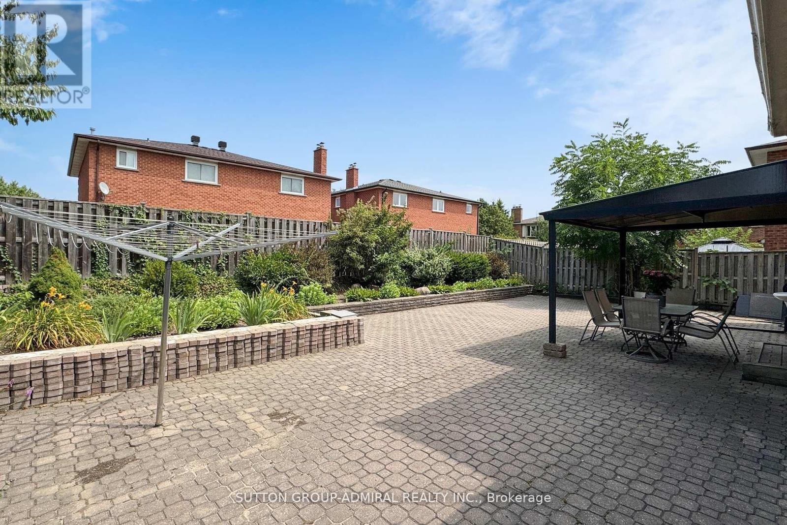 160 Marwood Place, Vaughan, Ontario  L6A 1C4 - Photo 38 - N12516772