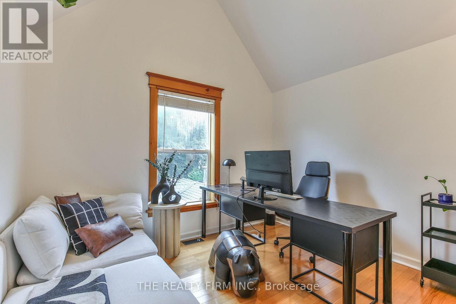 9 East Avenue, St. Thomas, Ontario  N5R 3S9 - Photo 32 - X12357827