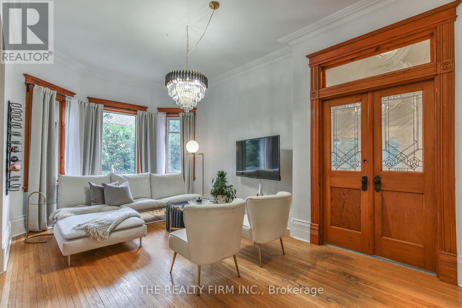 9 East Avenue, St. Thomas, Ontario  N5R 3S9 - Photo 7 - X12357827