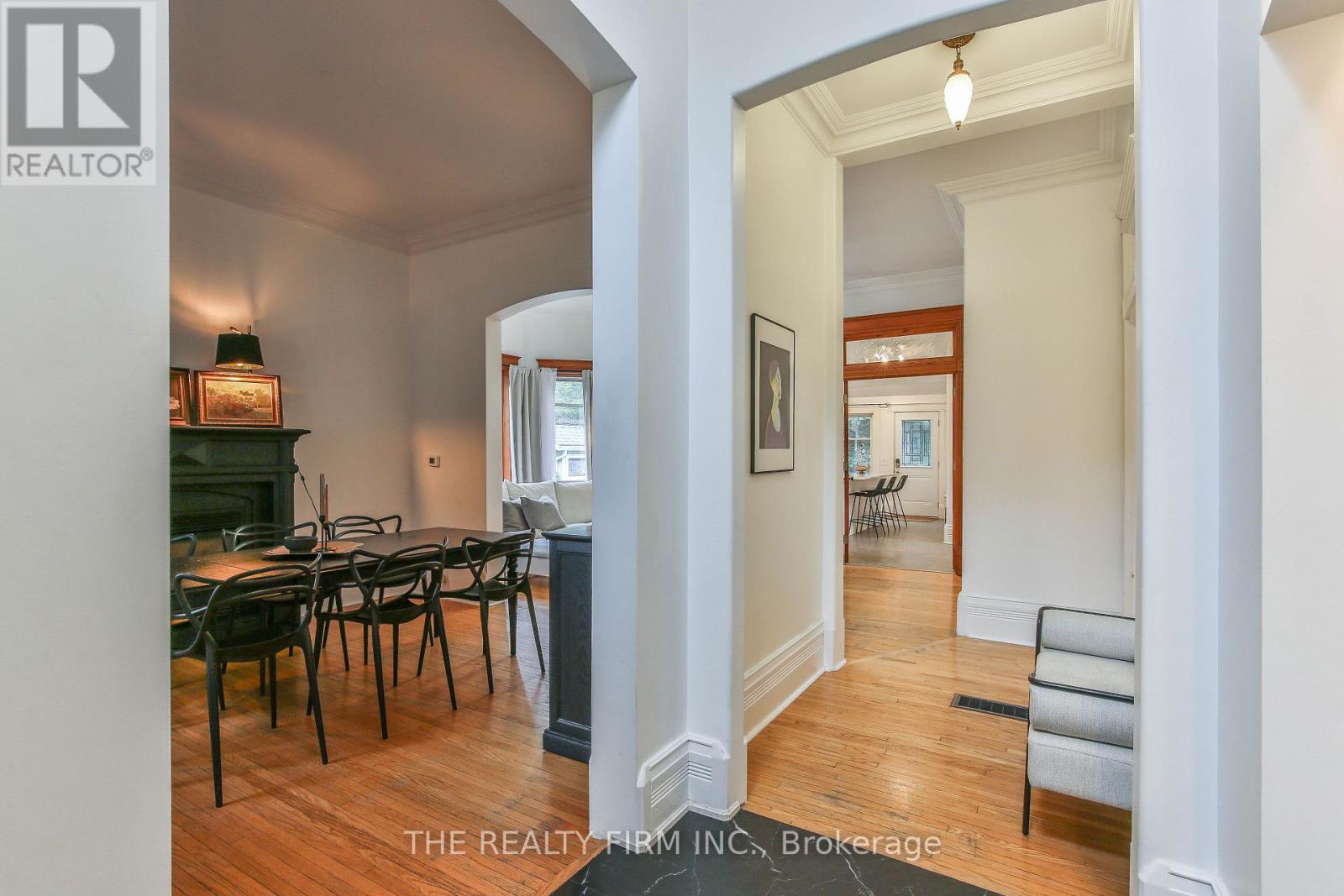 9 East Avenue, St. Thomas, Ontario  N5R 3S9 - Photo 6 - X12357827