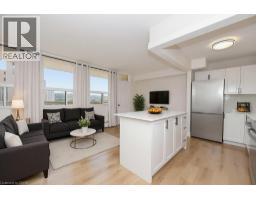 15 NICKLAUS Drive Unit# 605, Hamilton, Ontario