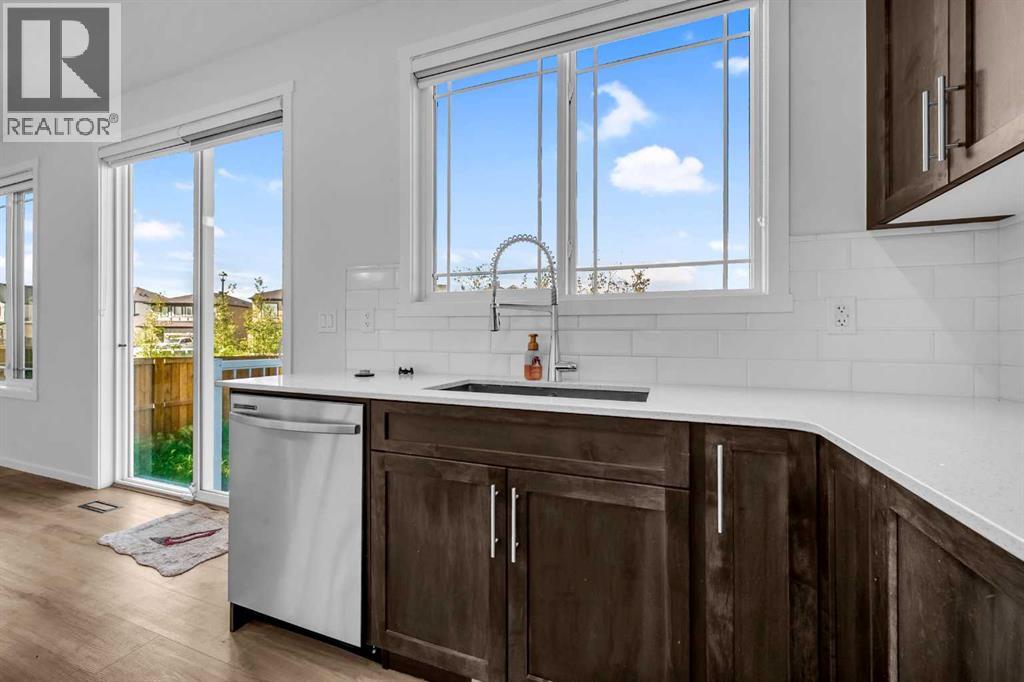 641 Southwinds Close Sw, Airdrie, Alberta  T4B 5L5 - Photo 10 - A2253883