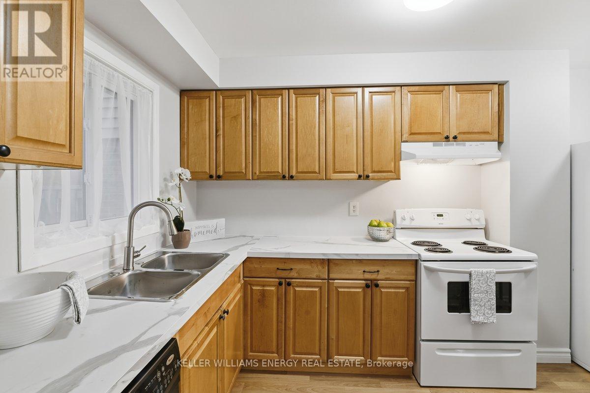 75 - 611 Galahad Drive, Oshawa (Eastdale), Ontario  L1K 1M1 - Photo 5 - E12517346