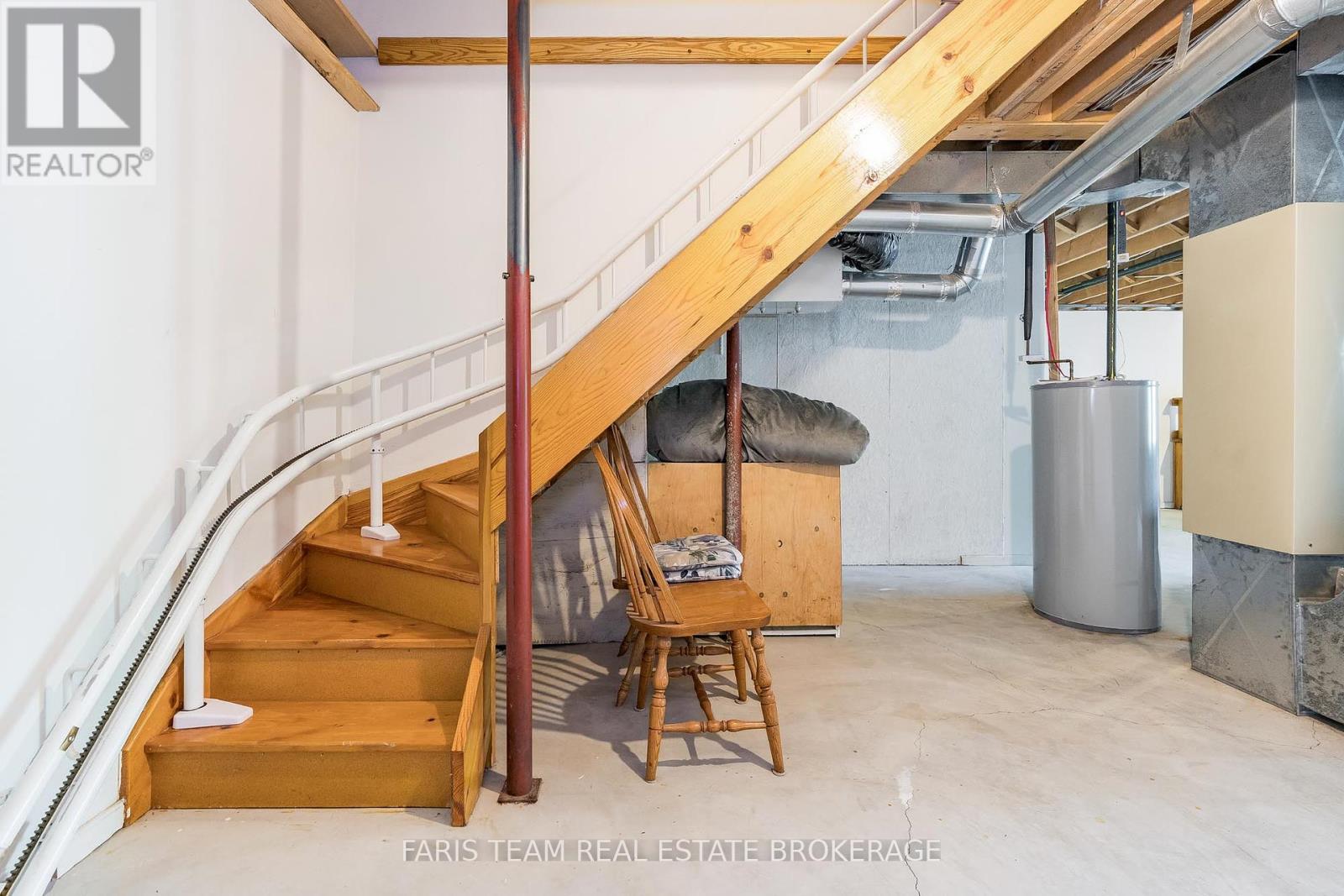 17 Stanley Road, Kawartha Lakes, Ontario  K0M 2T0 - Photo 16 - X12380760