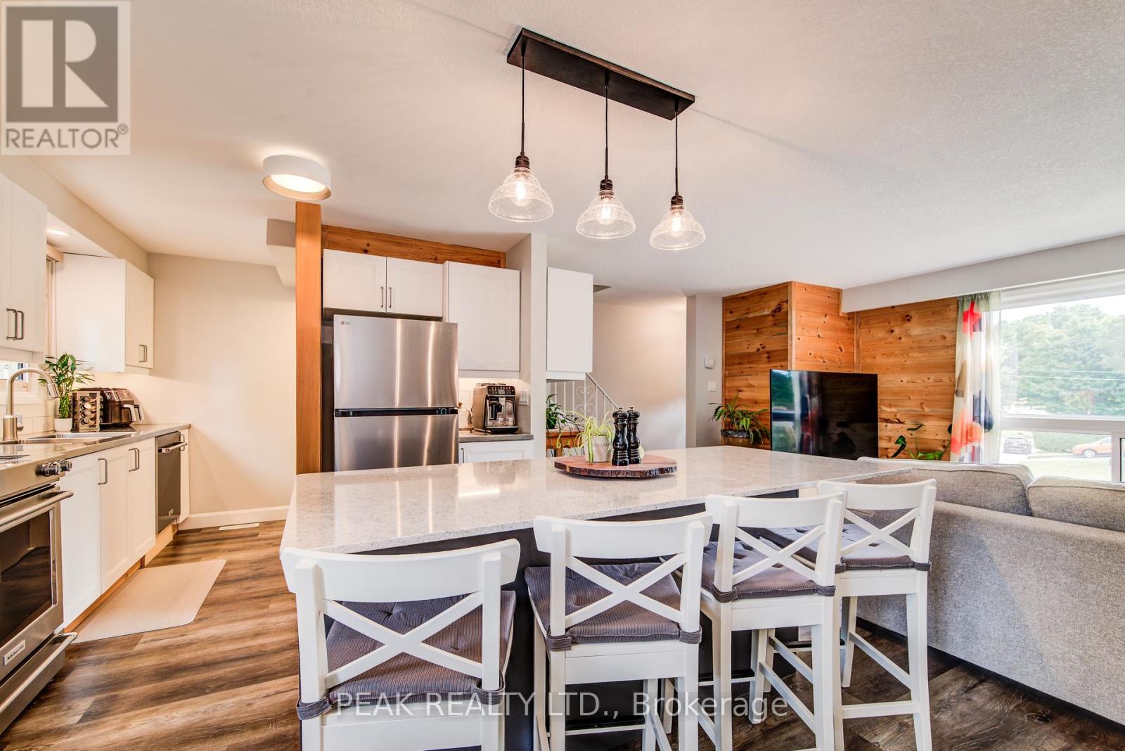 31 - 165 Green Valley Drive, Kitchener, Ontario  N2P 1K3 - Photo 13 - X12397521