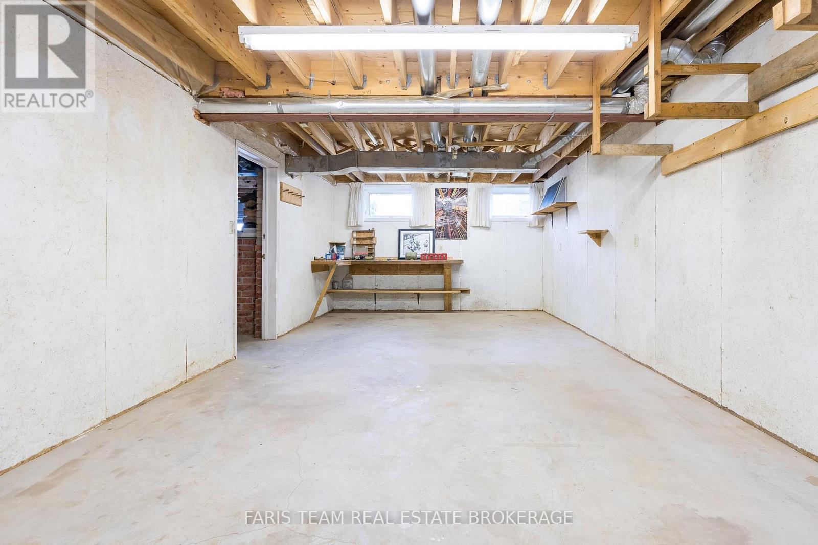 17 Stanley Road, Kawartha Lakes, Ontario  K0M 2T0 - Photo 24 - X12380760