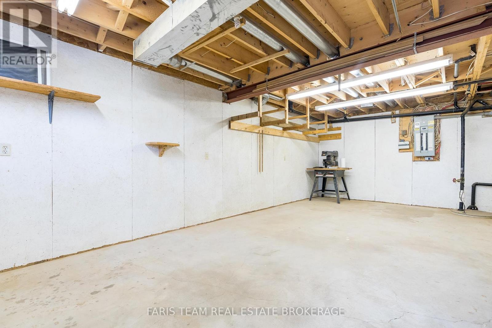 17 Stanley Road, Kawartha Lakes, Ontario  K0M 2T0 - Photo 25 - X12380760