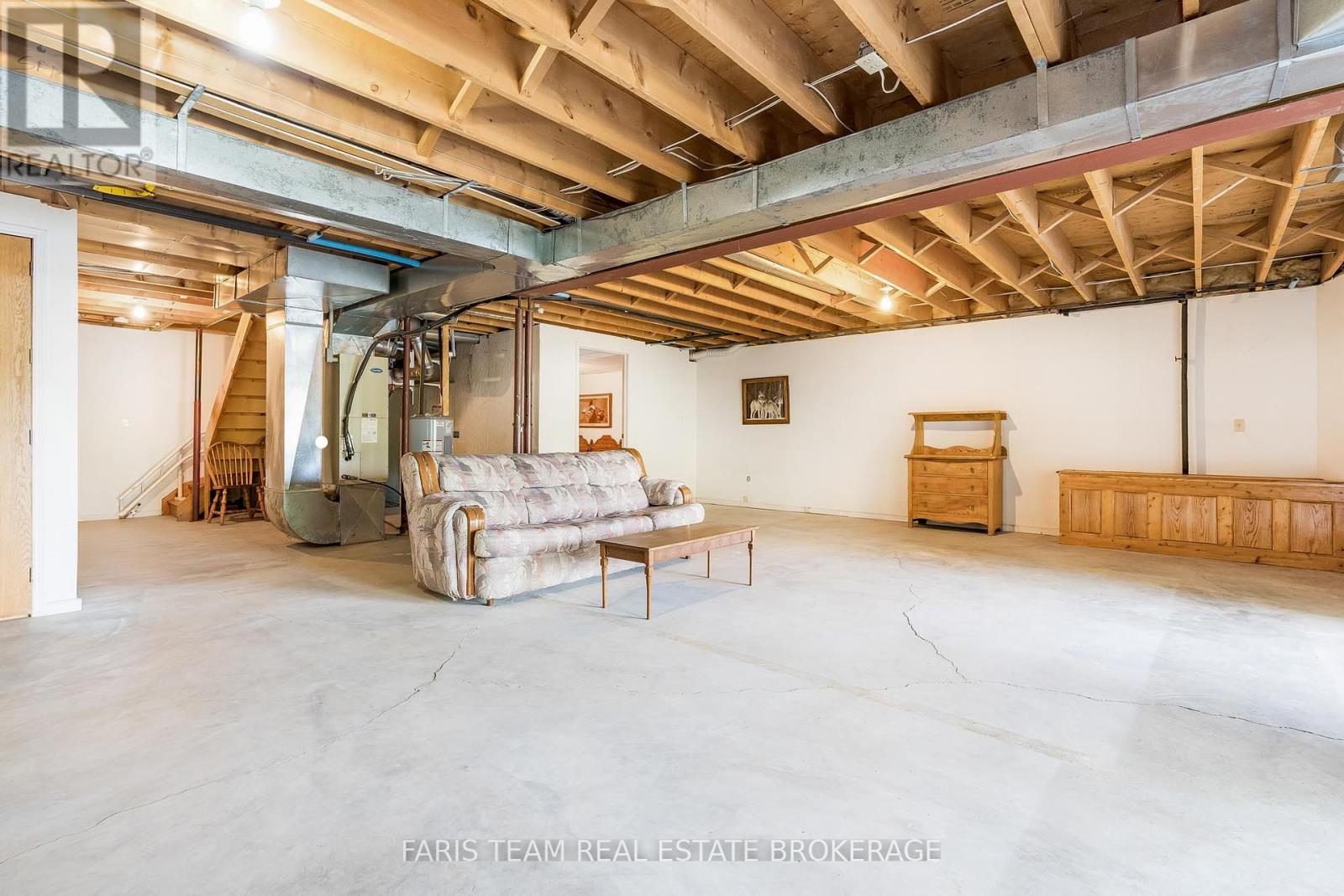 17 Stanley Road, Kawartha Lakes, Ontario  K0M 2T0 - Photo 18 - X12380760