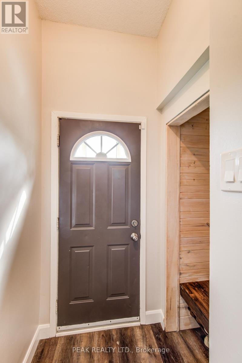 31 - 165 Green Valley Drive, Kitchener, Ontario  N2P 1K3 - Photo 5 - X12397521