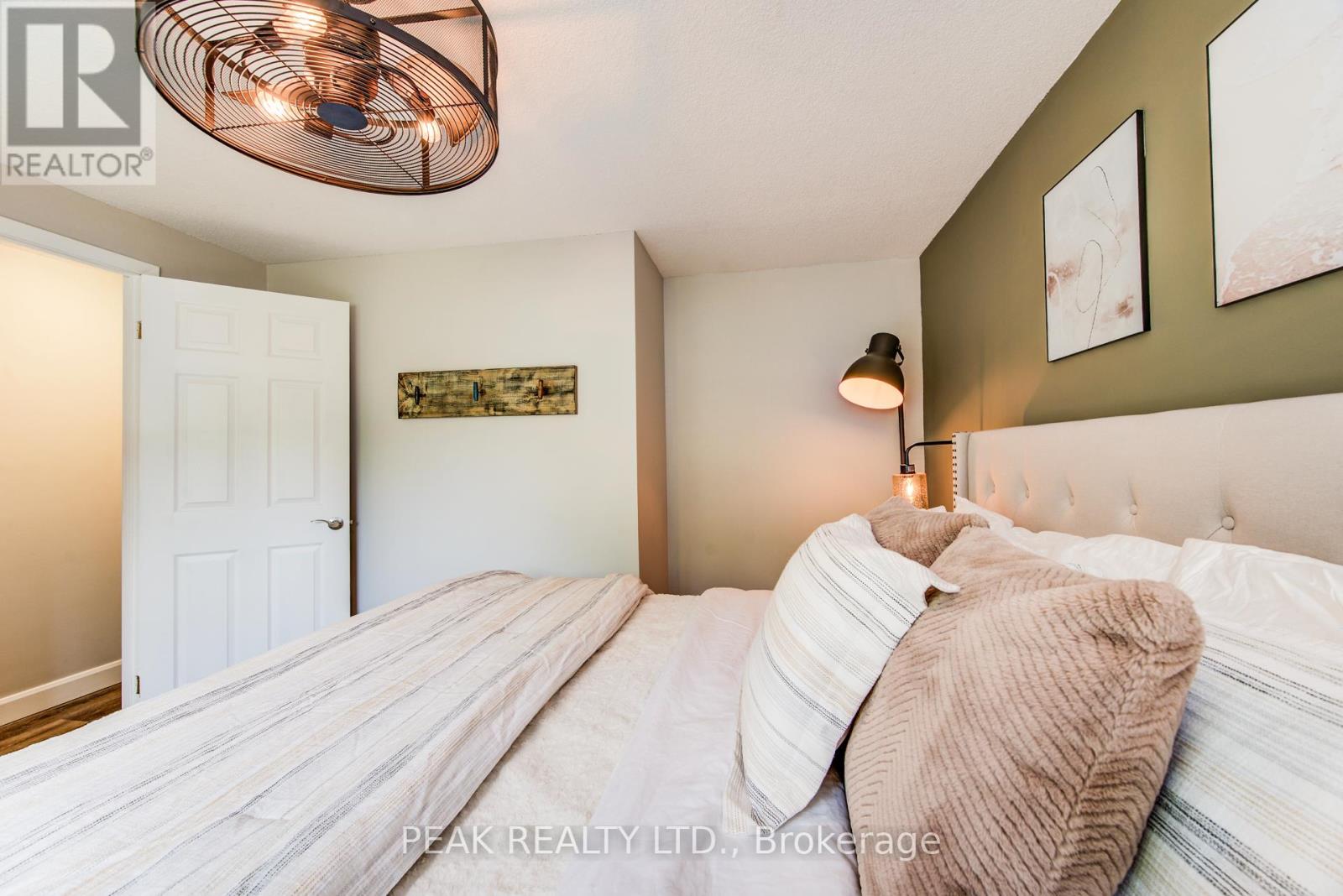 31 - 165 Green Valley Drive, Kitchener, Ontario  N2P 1K3 - Photo 23 - X12397521