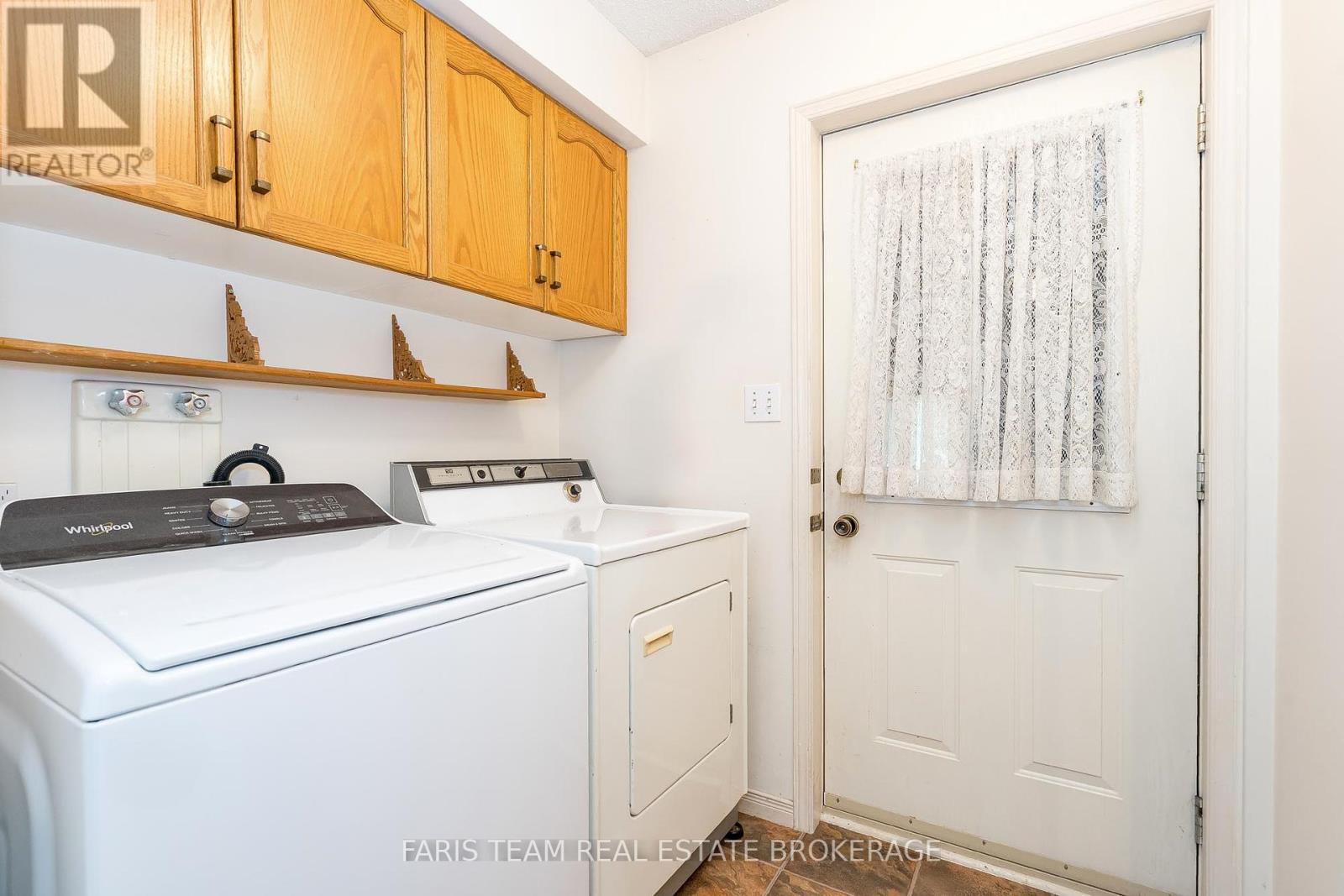 17 Stanley Road, Kawartha Lakes, Ontario  K0M 2T0 - Photo 15 - X12380760