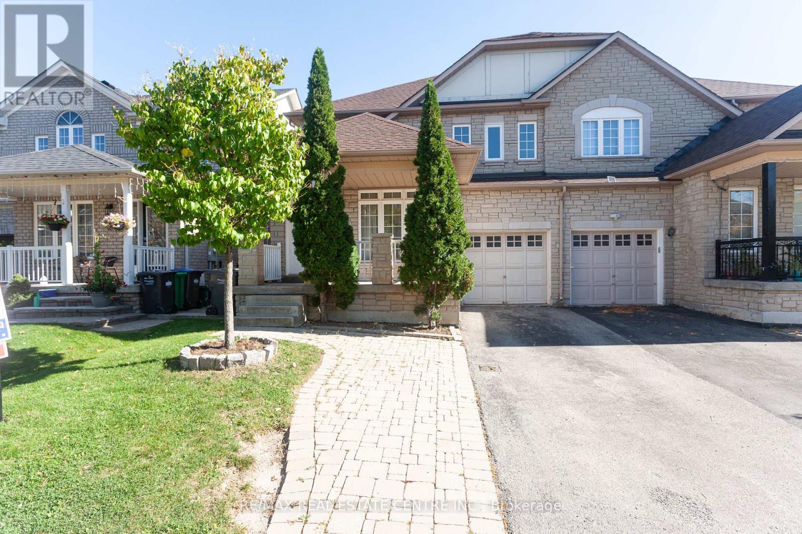 3888 Barley Trail S, Mississauga, Ontario  L5M 6N2 - Photo 2 - W12451646