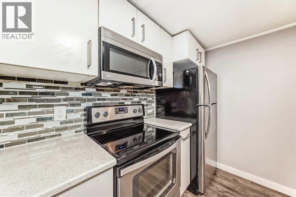 3224 41 Street Se, Calgary, Alberta  T2B 1E5 - Photo 21 - A2264185