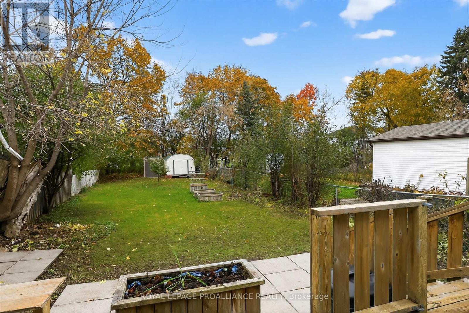 410 Dublin Street, Peterborough (Town Ward 3), Ontario  K9H 3C9 - Photo 35 - X12517246