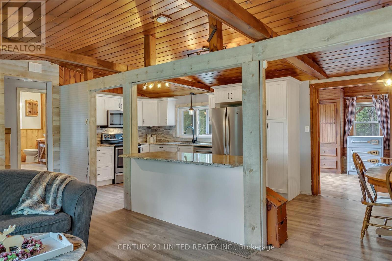 55 Northern Avenue, Trent Lakes, Ontario K0M 1A0 - Photo 14 - X12517408