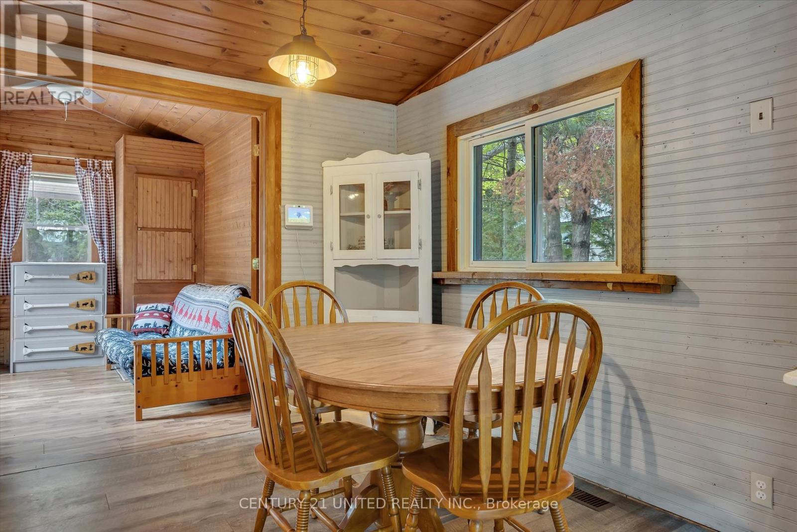 55 Northern Avenue, Trent Lakes, Ontario K0M 1A0 - Photo 15 - X12517408