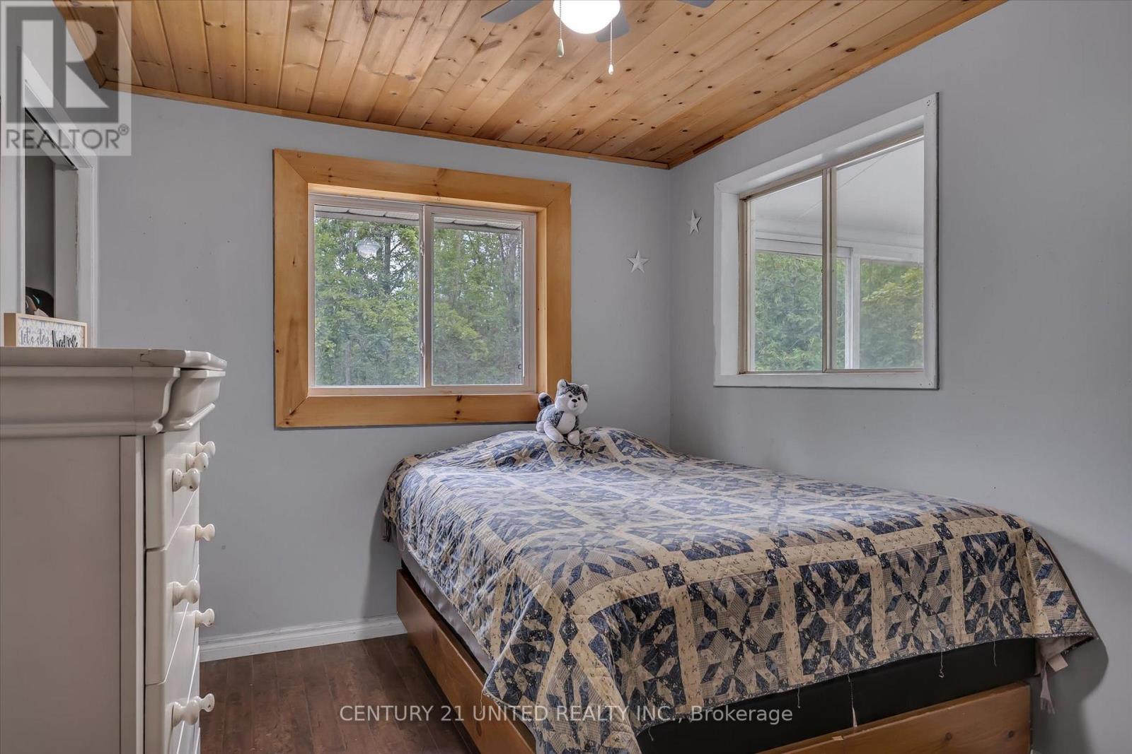 55 Northern Avenue, Trent Lakes, Ontario K0M 1A0 - Photo 24 - X12517408