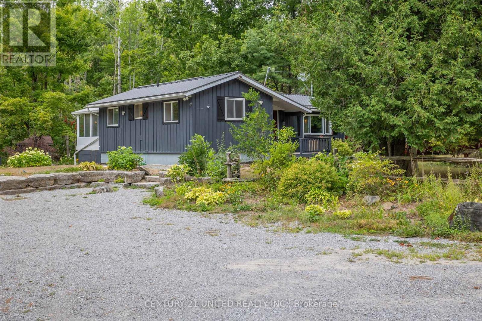 55 Northern Avenue, Trent Lakes, Ontario K0M 1A0 - Photo 34 - X12517408