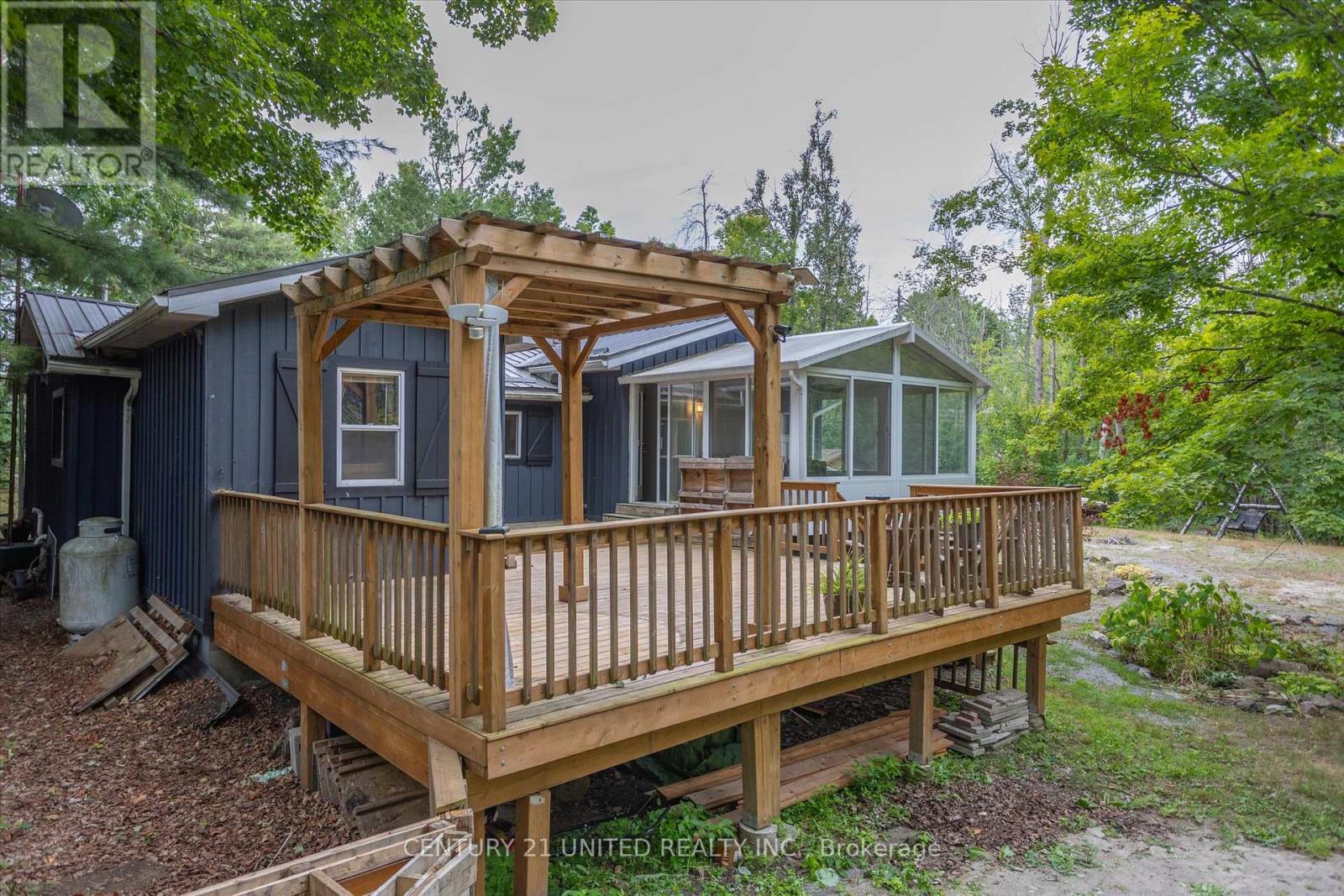 55 Northern Avenue, Trent Lakes, Ontario K0M 1A0 - Photo 5 - X12517408