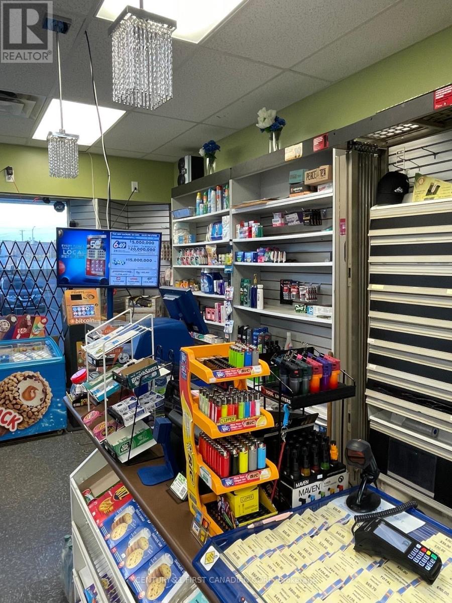 7a - 797 York Street, London East (East L), Ontario  N5W 6A8 - Photo 4 - X12517336