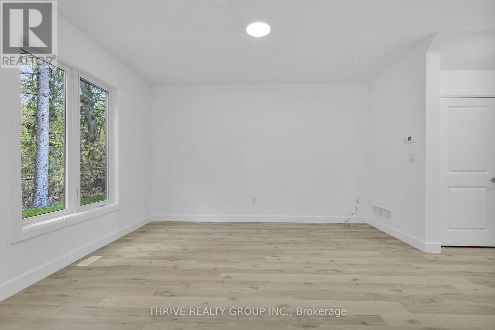 3 - 279 Hill Street, Central Elgin, Ontario  N5L 1J8 - Photo 8 - X12517344