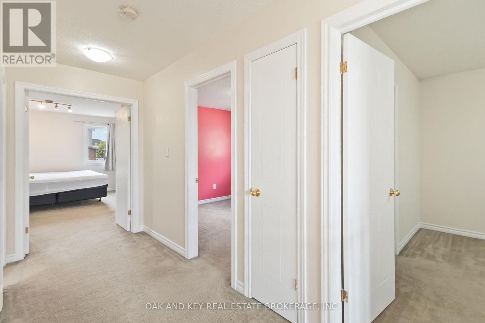 2588 Meadowgate Boulevard, London South (South U), Ontario  N6M 1L8 - Photo 29 - X12517356