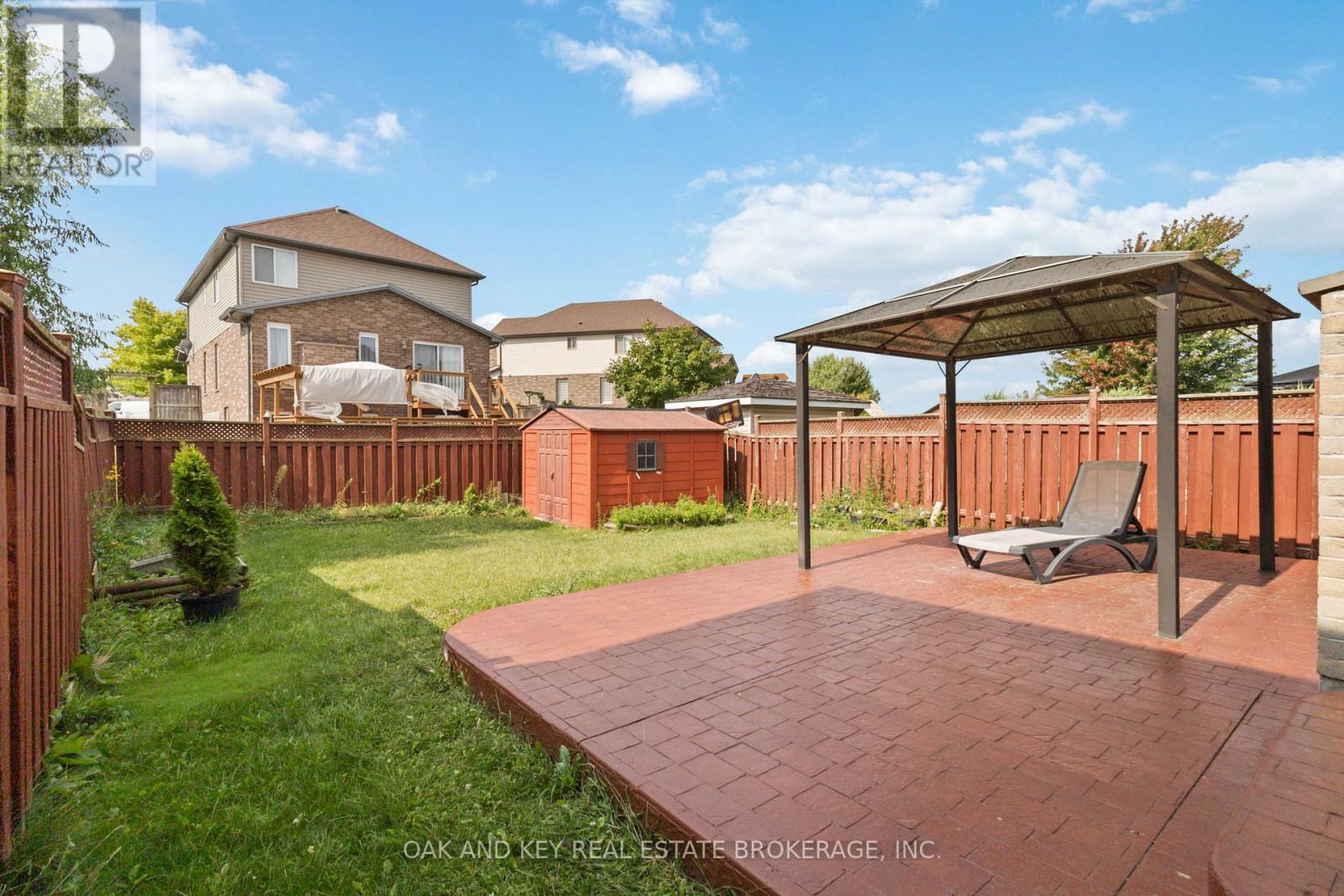 2588 Meadowgate Boulevard, London South (South U), Ontario  N6M 1L8 - Photo 44 - X12517356