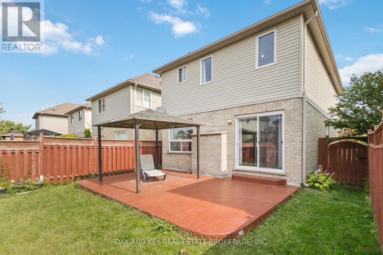 2588 Meadowgate Boulevard, London South (South U), Ontario  N6M 1L8 - Photo 47 - X12517356